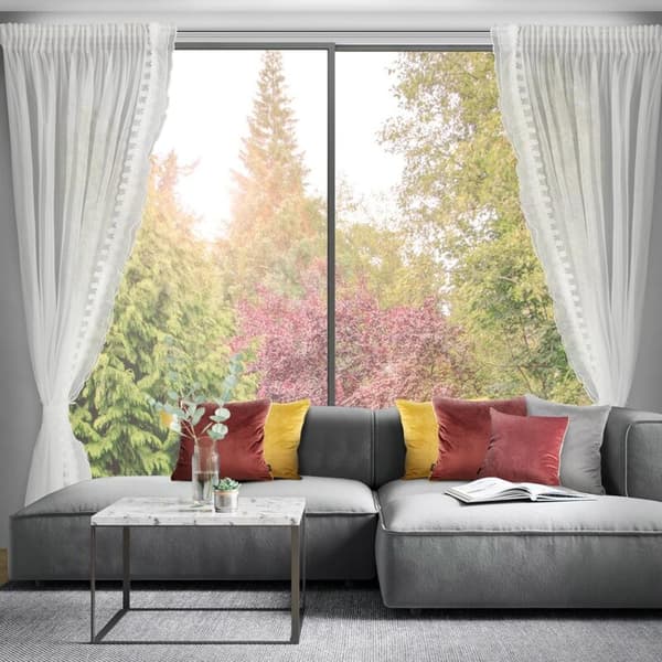 FÄRDIG GARDIN LARISA PÅ TEJP 140 X 270 CM VIT