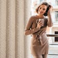 Miniatyrbillede 9 af 10: KLARGAVET GARDIN AURELIA 135 X 250 CM BEIGE