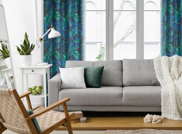 FÄRDIG GARDIN D91 PALMS 01 140 X 250 CM SVART