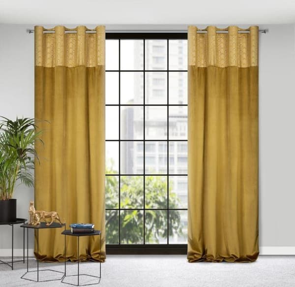 KLARGAVET GARDIN ELEN 140 X 250 CM HONNING