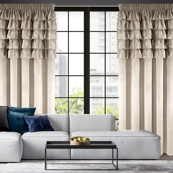 AURA FÄRDIG GARDIN PÅ TEJP 140 X 270 CM BEIGE
