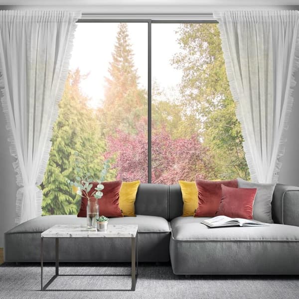 KATHY FÄRDIG Gjord gardin PÅ TEJP 140 X 270 CM VIT