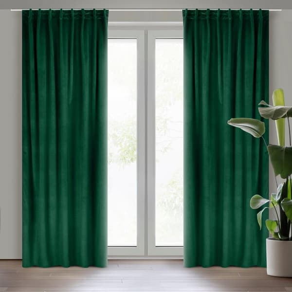 MADLEN KLARGAVET GARDIN PÅ TAPE 140 X 300 CM GRØN