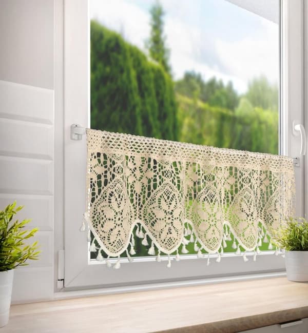 FÄRDIG MOLYGARDIN PÅ TEJP 150 X 30 CM LJUSBEIGE