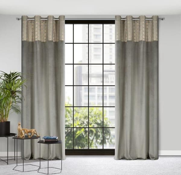 FÄRDIG GARDIN ELEN 140 X 250 CM STÅL