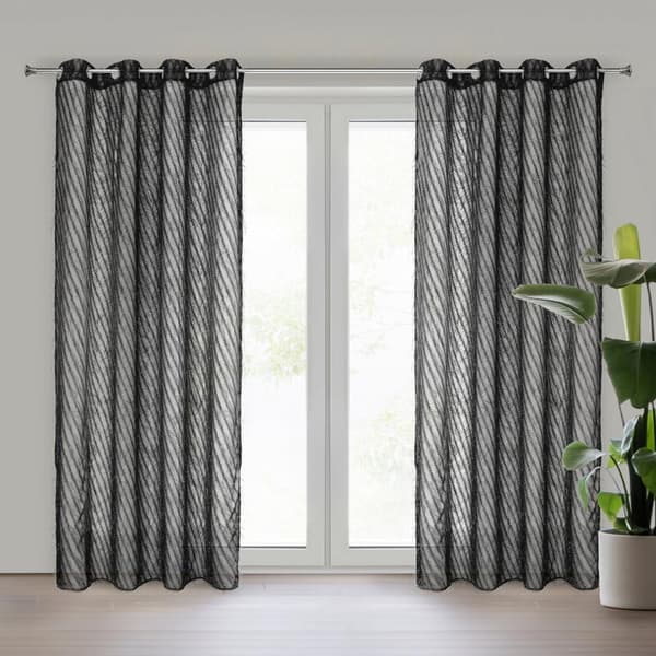 FÄRDIG GJORDAD LAURELGARDIN 140 X 250 CM SVART