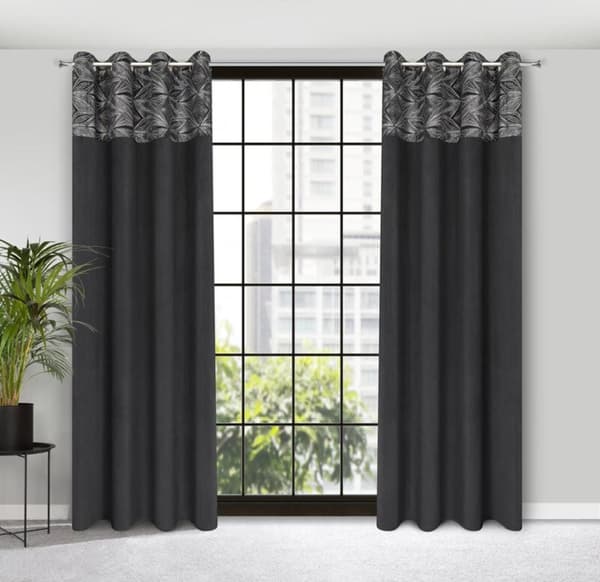FÄRDIG GARDIN ARIANA 140 X 250 CM SVART