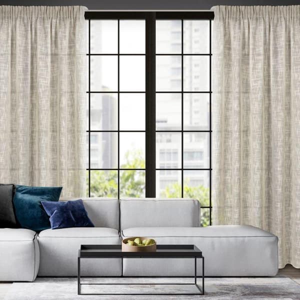 RUBI KLARGÅRET GARDIN PÅ TAPE 140 X 270 CM BEIGE