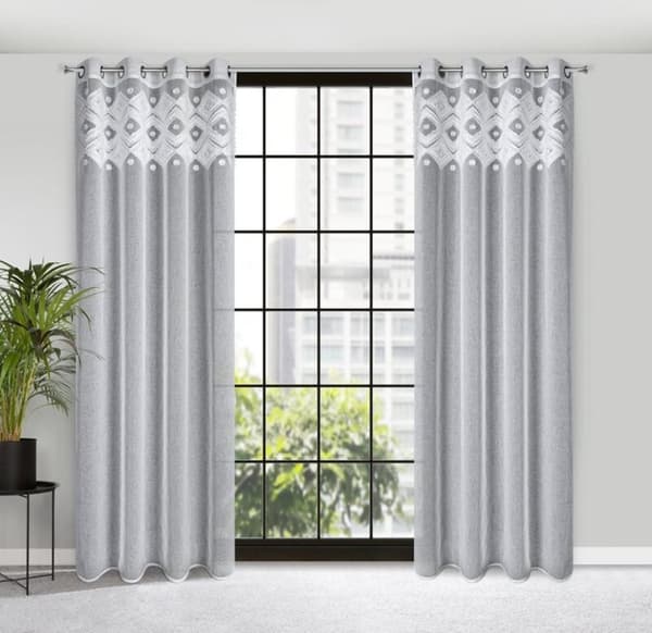 FÄRDIG GARDIN ESTERA 140 X 250 CM VIT