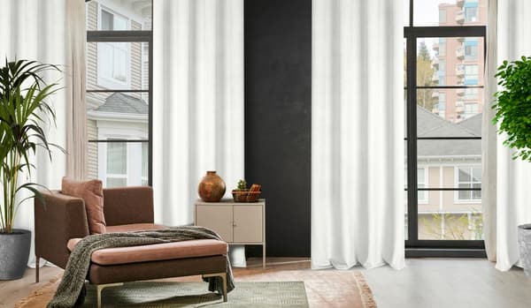 Færdiglavet gardin med øjer ELIZA 140x250 Eurofirany hvid