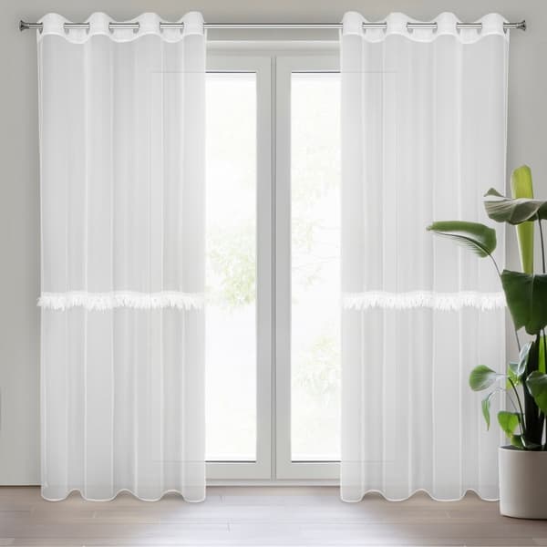Færdiglavet gardin med øjer SYLVI 140x260 Eurofirany hvid med en fancy blomsterdekoration