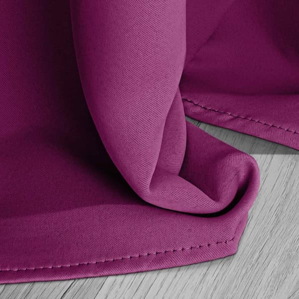 Färdig gardin på tejp HOLD 140x250 mörkläggnings-amaranth