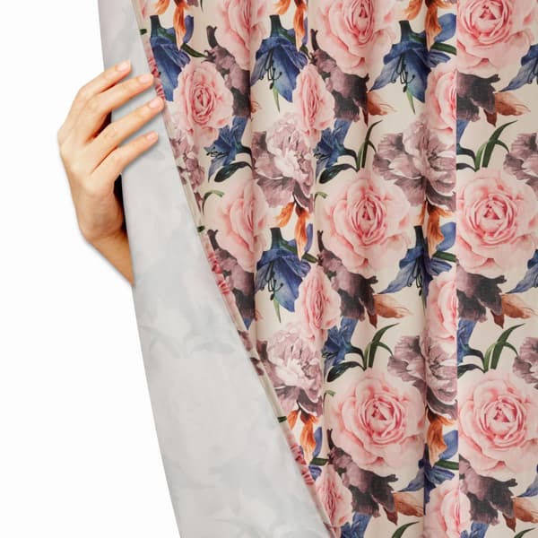 Färdig gardin på tejp Rose Light 140x270 sammetsgrädde rosor