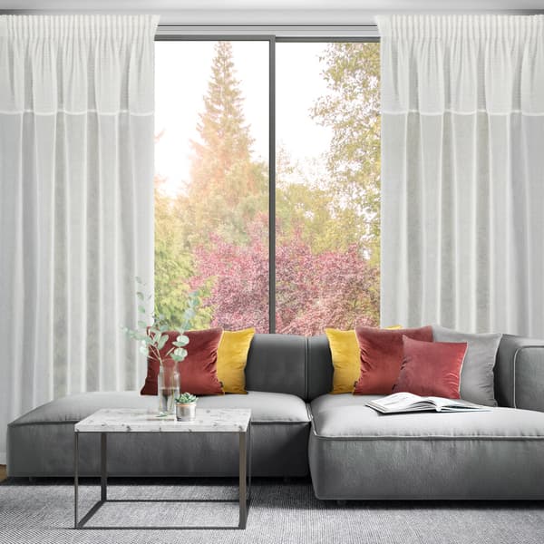 Færdiglavet gardin på tape AGIS 140x270 Eurofirany hvid dekoreret med en mohair stribe