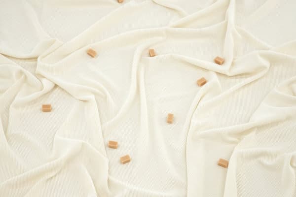 Rumsförmörkande Sammetsgardin 2-pack Kristallglans Offwhite