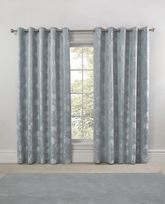 Gardin - dubbla gardiner Emma barclay - BLOS9090DUC - Blossom Dubbla gardiner med öljetter Jacquard Duck Blue 228 x 228 cm