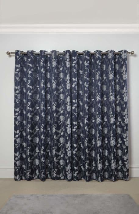 Emma Barclay - BMW6690NVY - Butterfly Meadow Jacquard Double Eyelet Gardiner Marinblå Bredd 66 x Höjd 228 cm