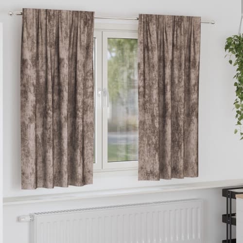 Sammet Gardiner 2 st med Öglor Cappuccino 175x140 cm
