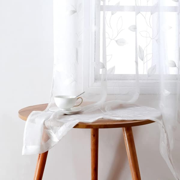 Bomclap Voile Verhopaneelit brodeeratuilla lehdillä – 2 kpl, 132x213/244cm, Valoa läpäisevät keinopellavaverhot makuuhuoneeseen ja olohuoneeseen