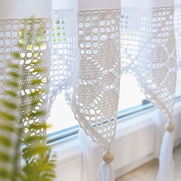 RACHELA - Færdigfremstillet gardin med gennembrudt mønster - 100x45 cm - hvid