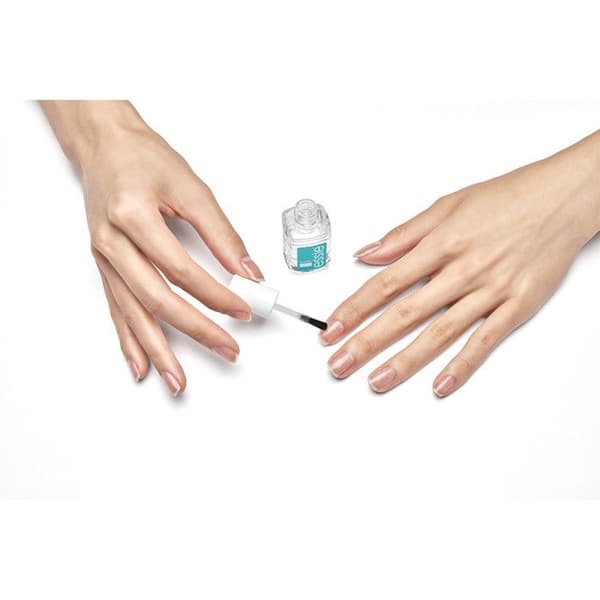 Essie Smooth-e Smoothing Base Coat 13,5 ML