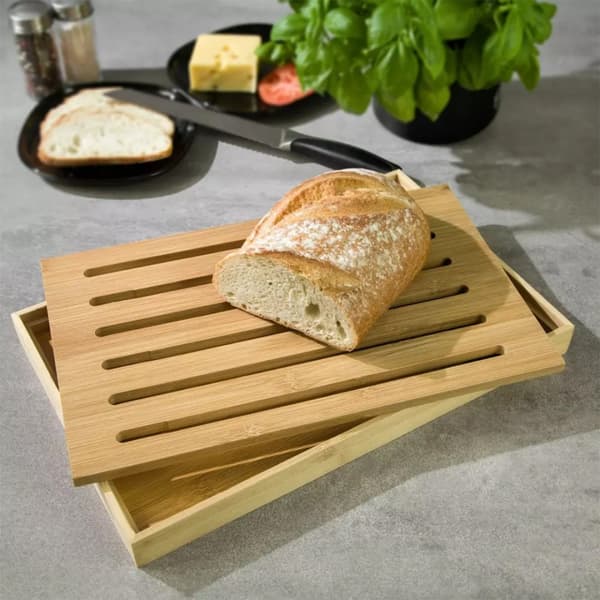 BRØDSKÆREBRÆT MED BAKKE 37 x 23cm KINGHOFF KH-1217