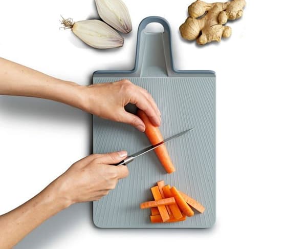 Joseph joseph skärbräda - 60203 - Chop2Pot Plus Vikbar skärbräda med greppvänligt handtag, Large, Black