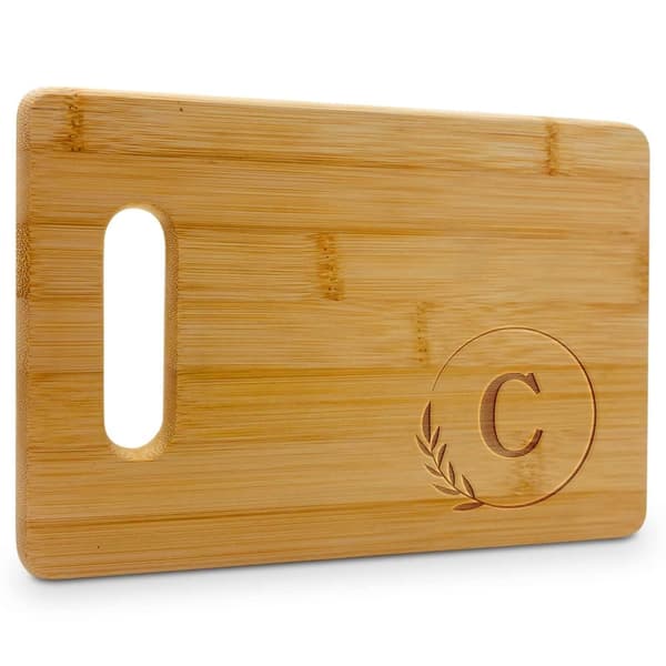 Personifierad Bambu Skärbräda - Graverat Monogram (C) - Stor Anpassad Charkuteribricka - Kökspresent med Initialer