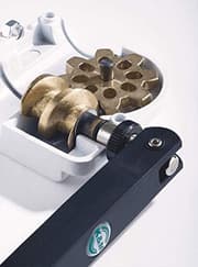 Konig & Meyer K&M 21340 Afstandsrør med håndsving og ringlås Sort