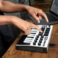 Miniatyrbild 8 av 9: Ljudkontroll Akai MPK Mini MK3