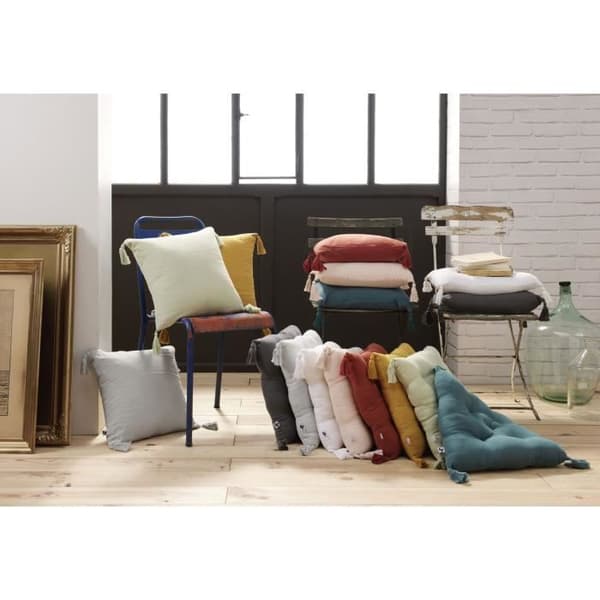 Polstrad sittplats 5 punkter med pom poms i bomullsgaze 40 x 40 cm GAIA färg Marshmallow