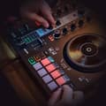 Miniatyrbild 6 av 6: HERCULES DJ CONTROL INPULSE 300 MK2 - USB DJ-kontroller - 2 kanaler - 16 pads - Programvara och handledningar - Inbyggt ljudkort