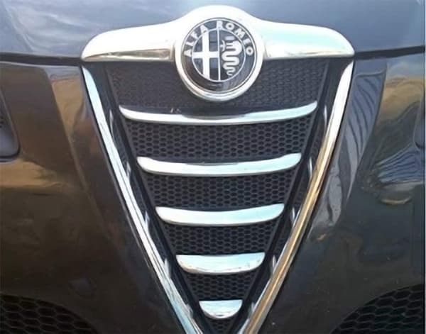 2X Black 74mm Alfa Romeo Hood Hood Luggage Emblem