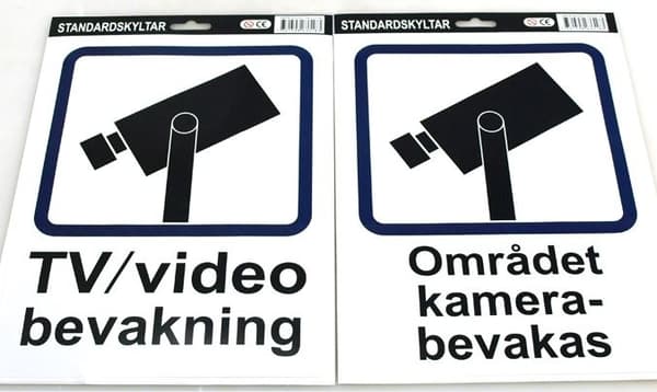 Skylt Området Kamerabevakas PVC 30x40 cm
