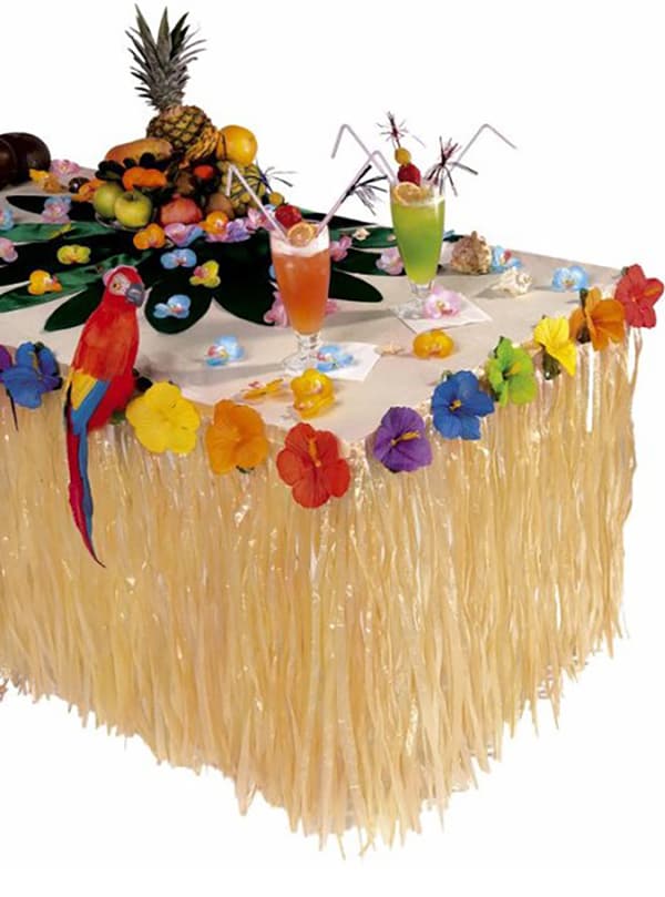 Hawaiiansk bordsdekoration med blommor