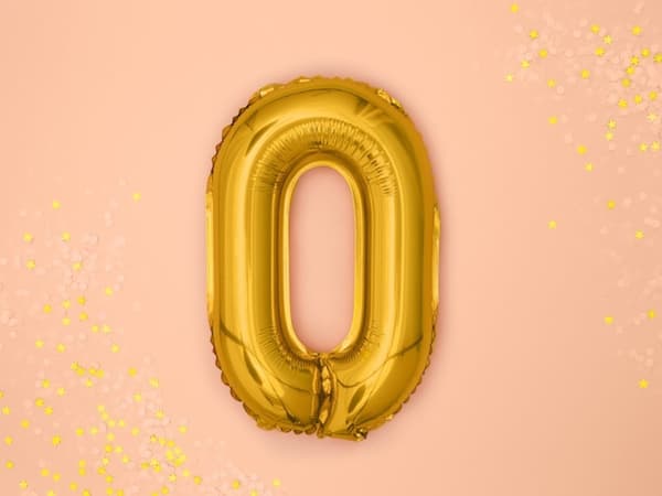 "0" Folieballong i guld (35 cm)