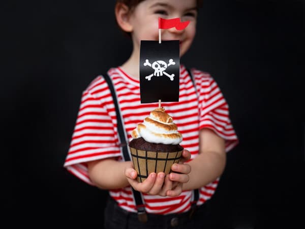 Sett med 6 Pirat Papir Muffinsformer, Assorterte - Pirates Party