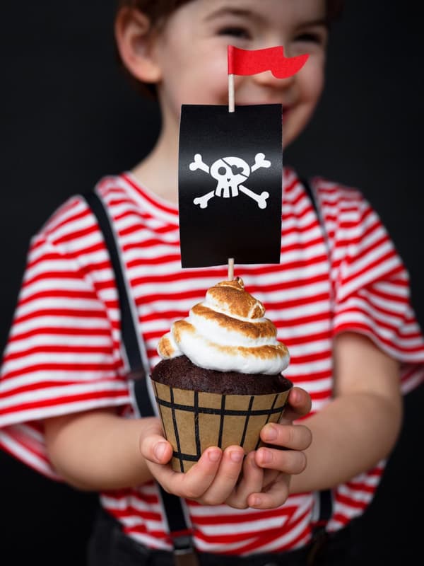 Sett med 6 Pirat Papir Muffinsformer, Assorterte - Pirates Party