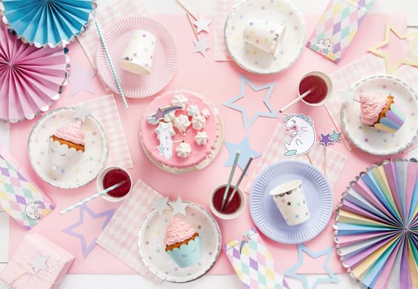 Flerfarvet stjerne guirlande af papir - Unicorn Collection