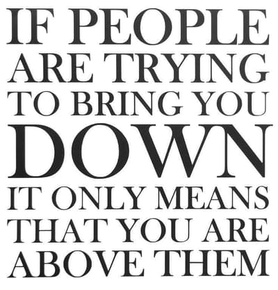 Väggdekor | Motiverande Citat | You Are Above Them