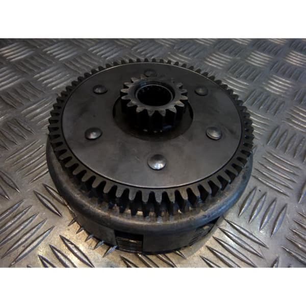 clutch bell motorcykel gilera 125 kz freestyle cx crono gfr sp03 sp02 sp01- USED