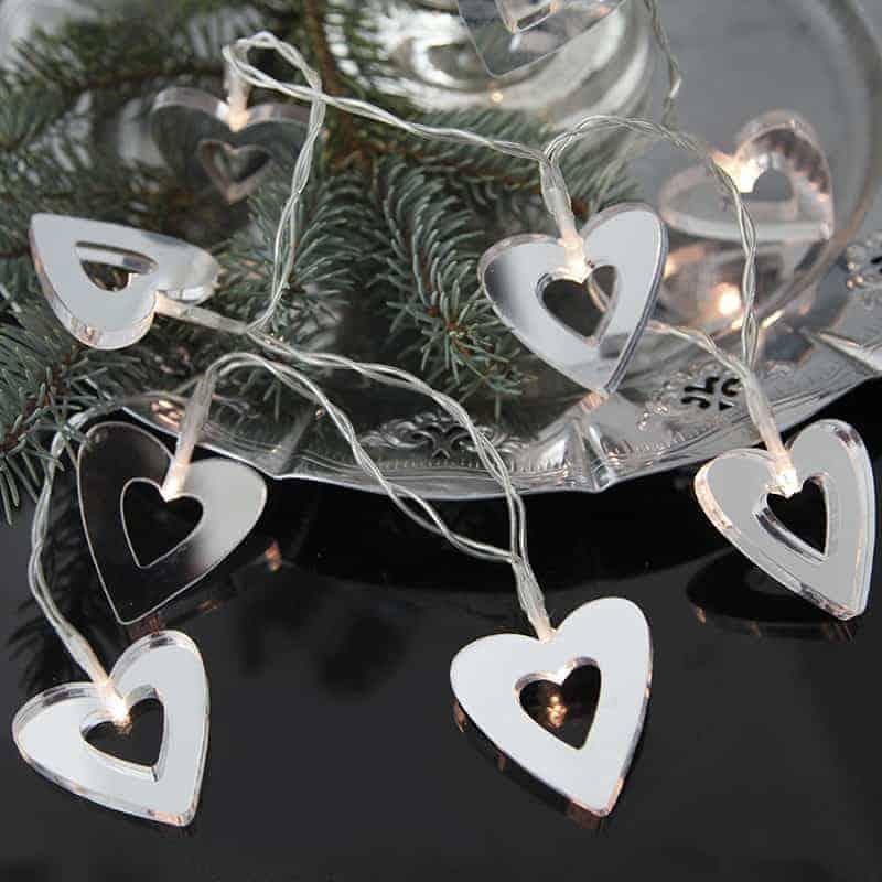Batteridriven Ljuskedja med spegelhjärtan 10 varmvita LED