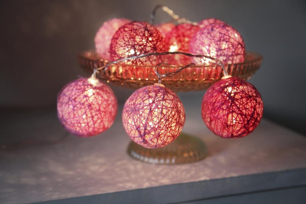 Jolly Light ljusslinga med trådbollar rosa