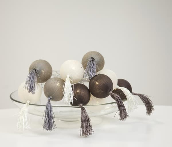 LJUSSLINGA JOLLY TASSEL LIGHT