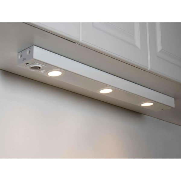 Llitt Emma 870 Kjøkkenbenklampe 2xspot + stikkontakt 3000K 650lm 870cm