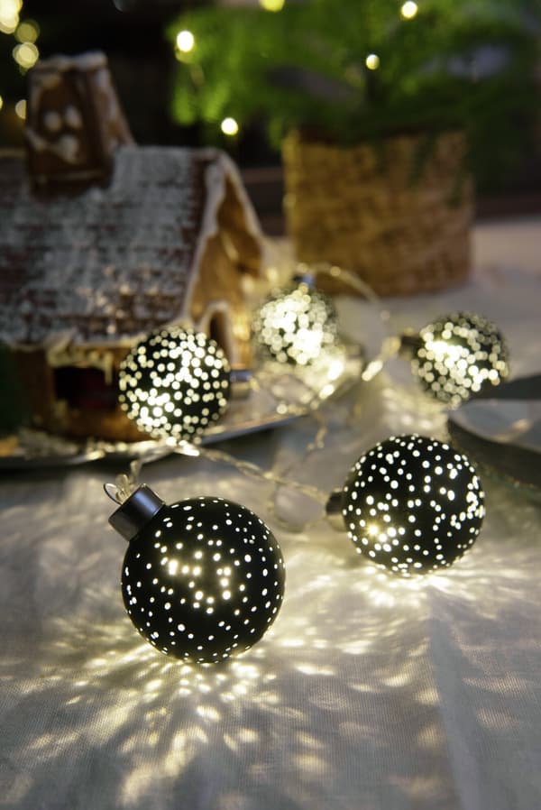 Airam Sett med Tiffany-glasskuler, 7 LED