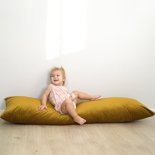 Sivuvuode tyynynpäällinen Velvet 40 x 145 cm - Tyynynpäällinen pitkänomainen tyynysinappi