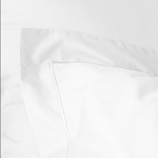 Kammad bomull percale örngott "Julian" alla storlekar Pure Cotton - Julian Neige - 65 x 65 cm platt quiltad volang