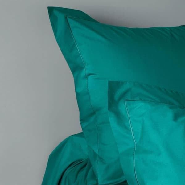Kammad bomull percale örngott "Julian" alla storlekar Pure Cotton - Julian Paon - 65 x 65 cm platt quiltad volang