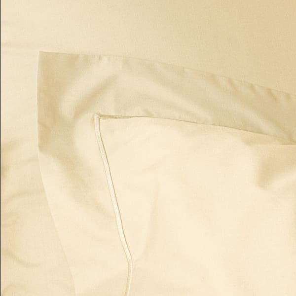 Kammad bomull percale örngott "Julian" alla storlekar Pure Cotton - Julian Ivory - 50 x 70 cm platt quiltad volang